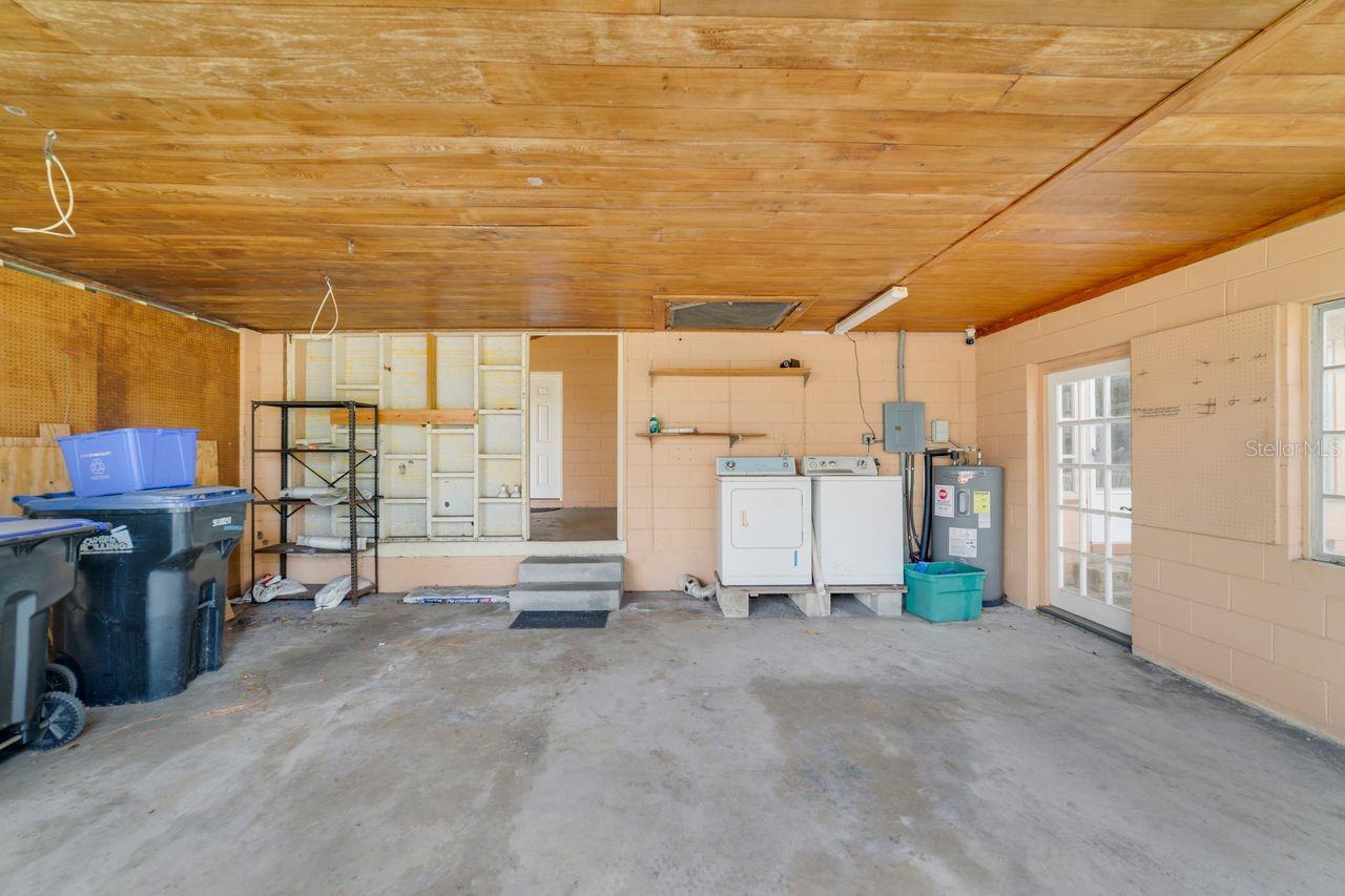 LAKEWOOD PARK - Residential