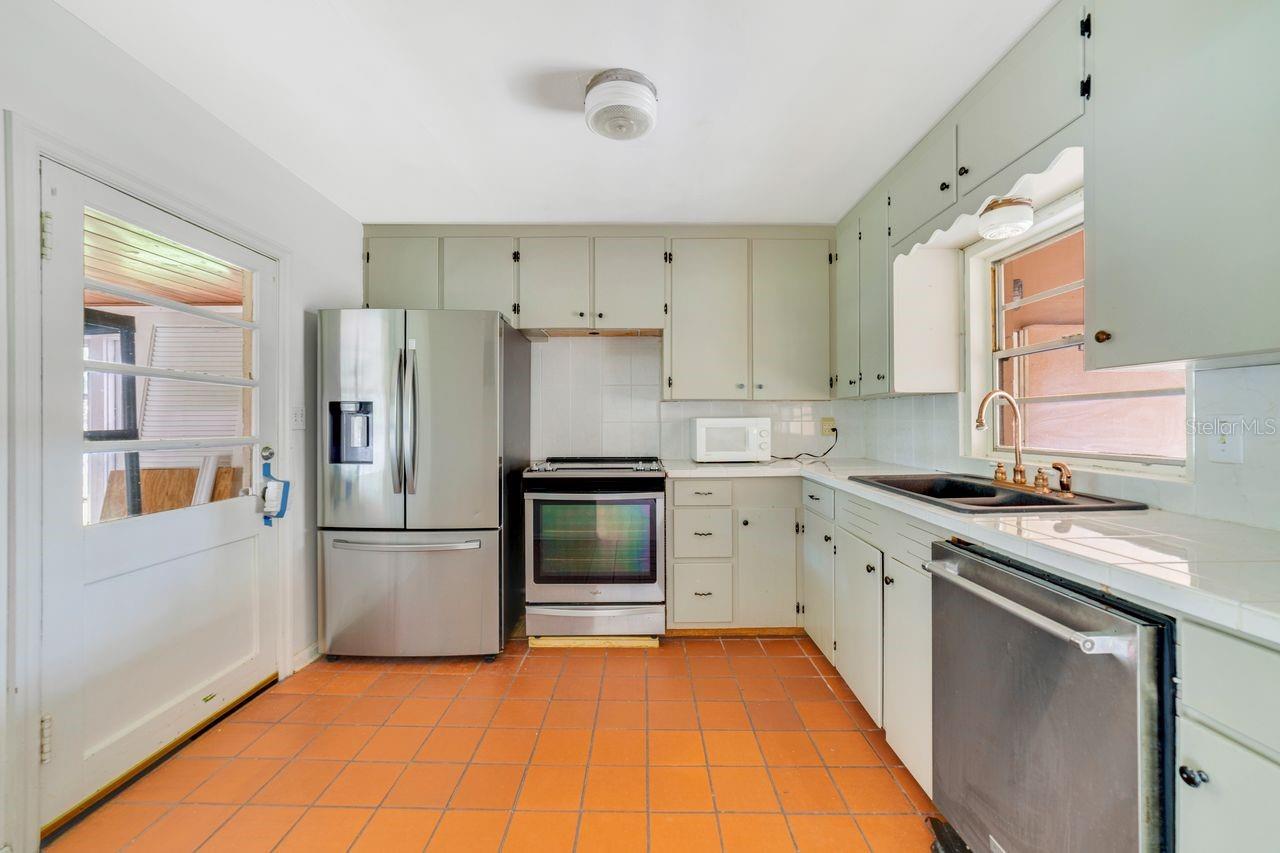 LAKEWOOD PARK - Residential