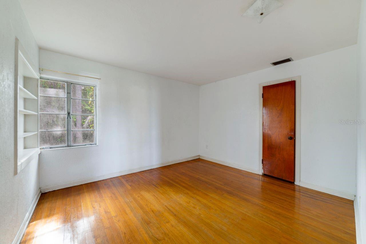 LAKEWOOD PARK - Residential