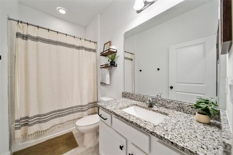 A home in DEBARY