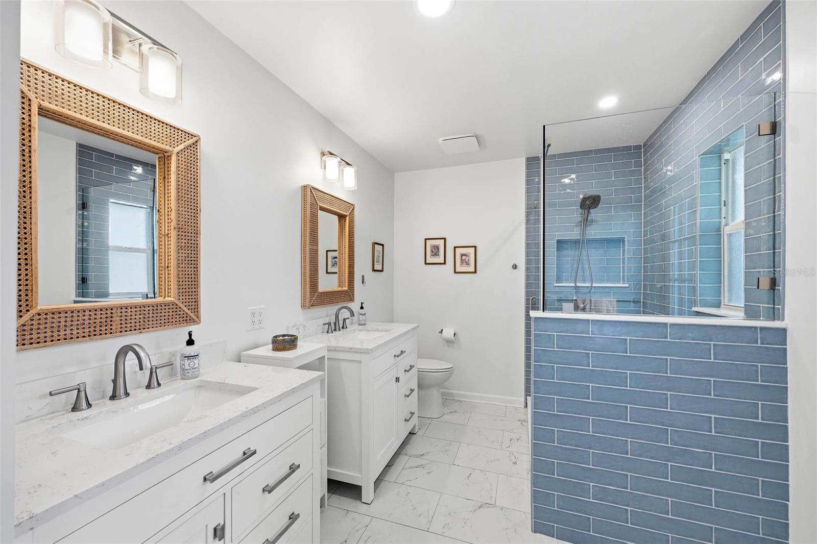 FAIRWAY ESTATES 2ND ADD - Residential