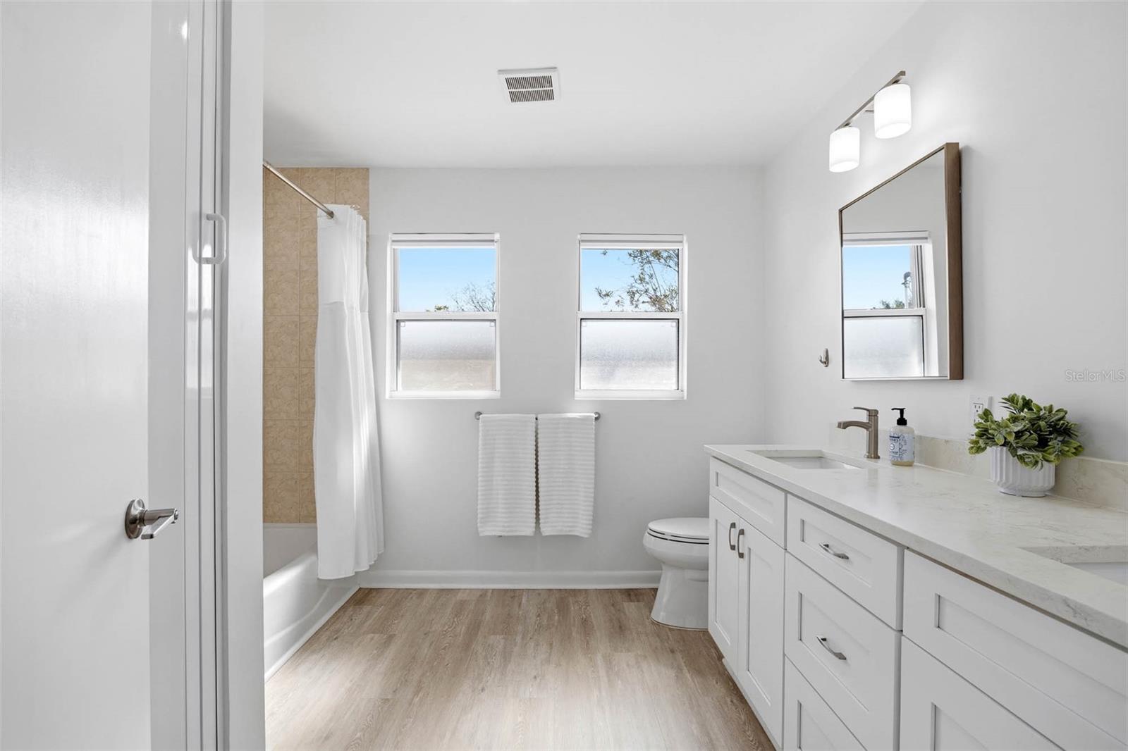 FAIRWAY ESTATES 2ND ADD - Residential