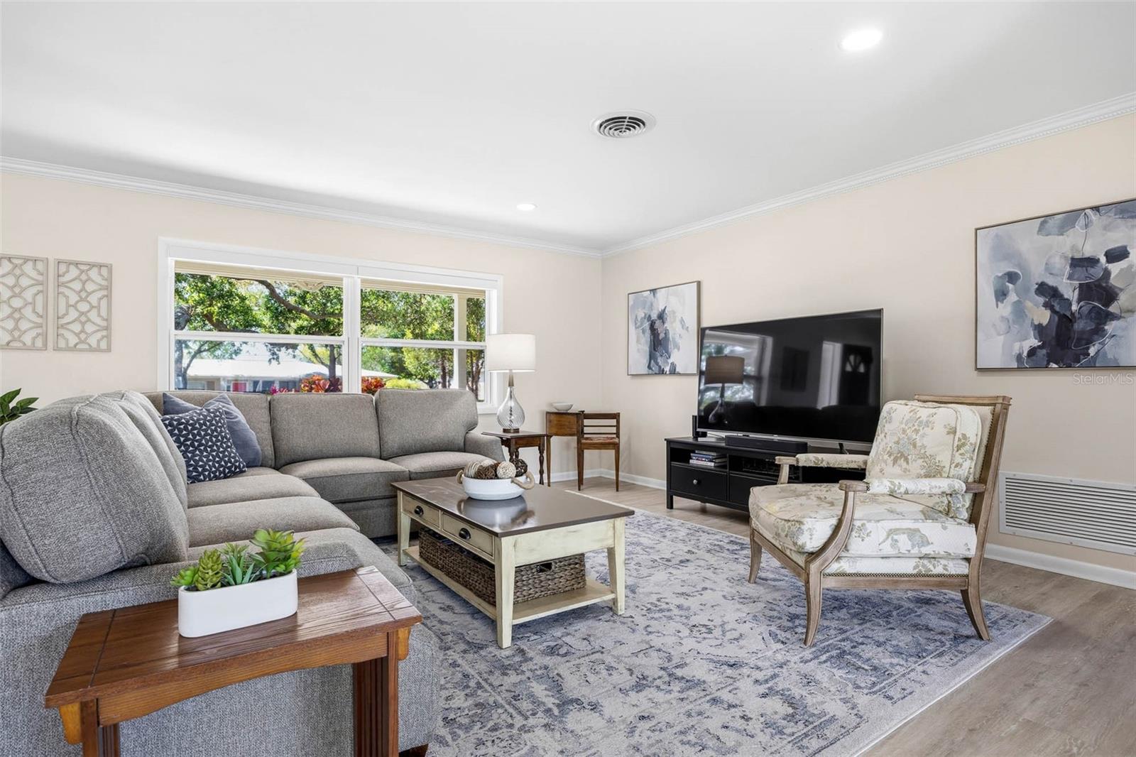 FAIRWAY ESTATES 2ND ADD - Residential