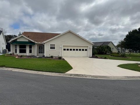 Photo of 903 Ramos Drive, The Villages, FL 32159 (MLS # O6358859)