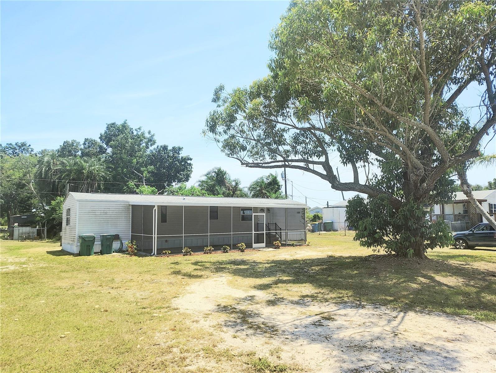 VILLA TRIANGULO - Residential