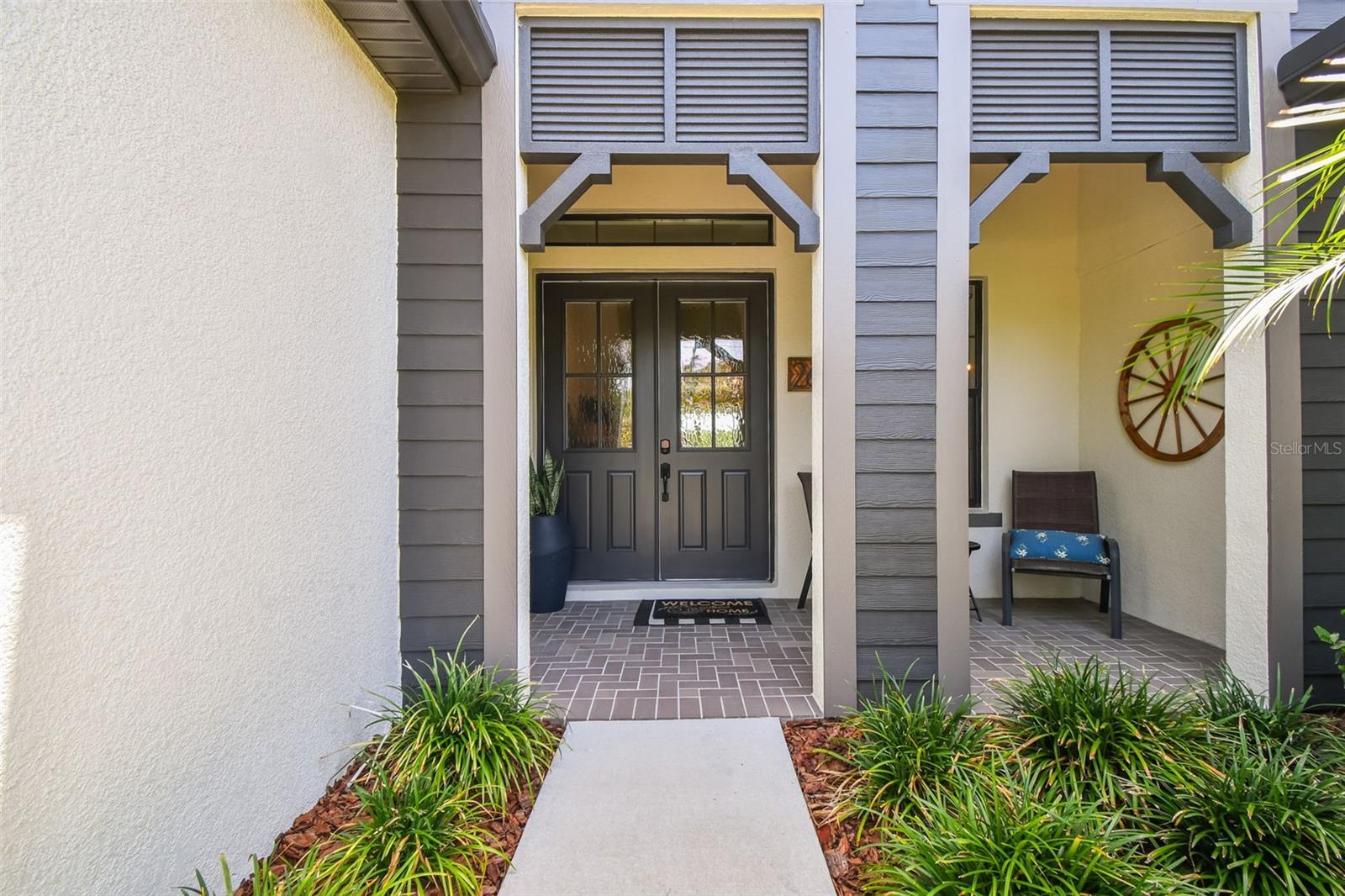 2648 LAKE MANOR DRIVE
