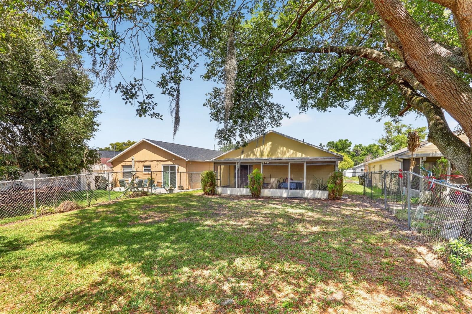 AZALEA COVE - Residential