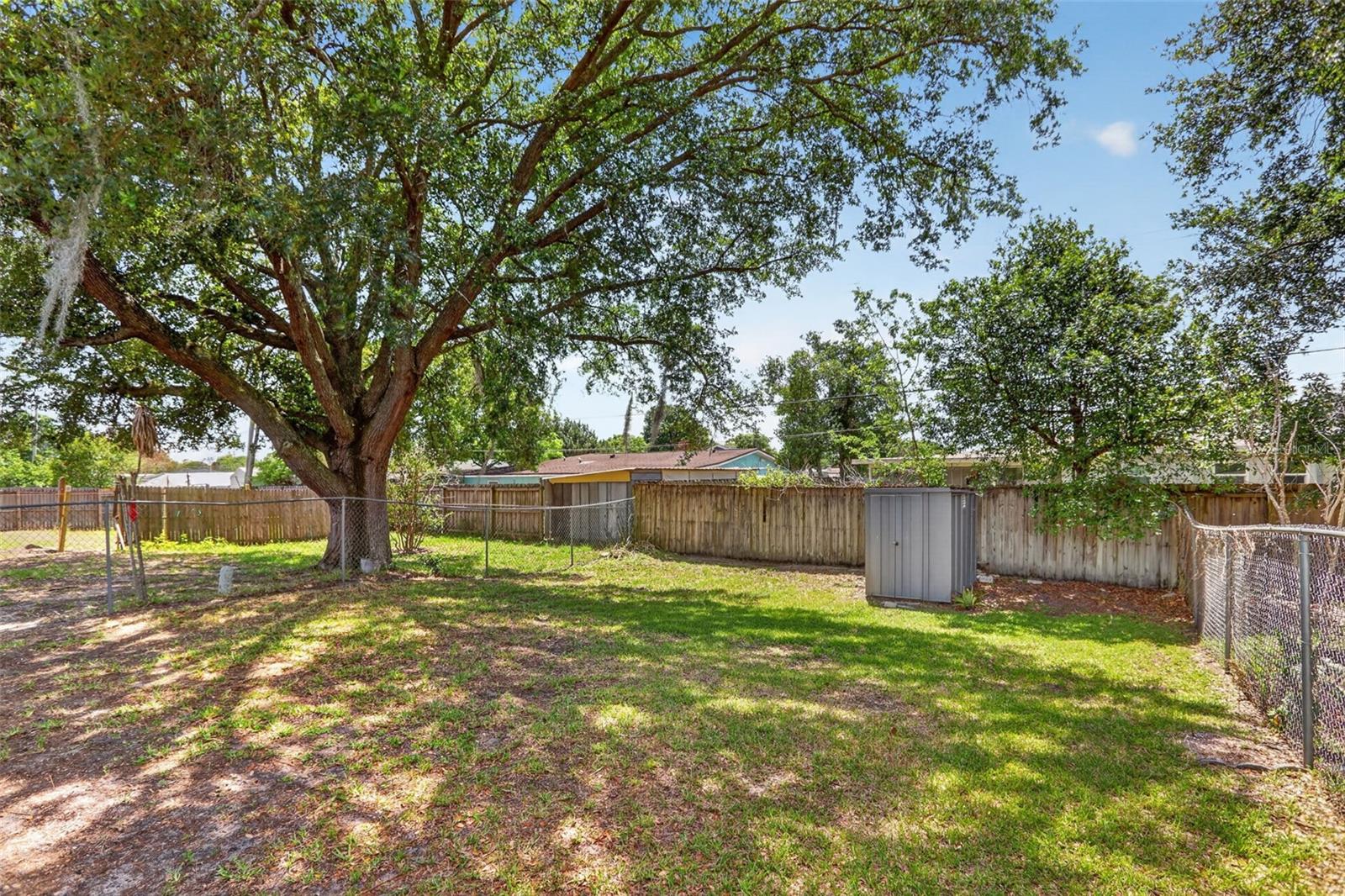 AZALEA COVE - Residential