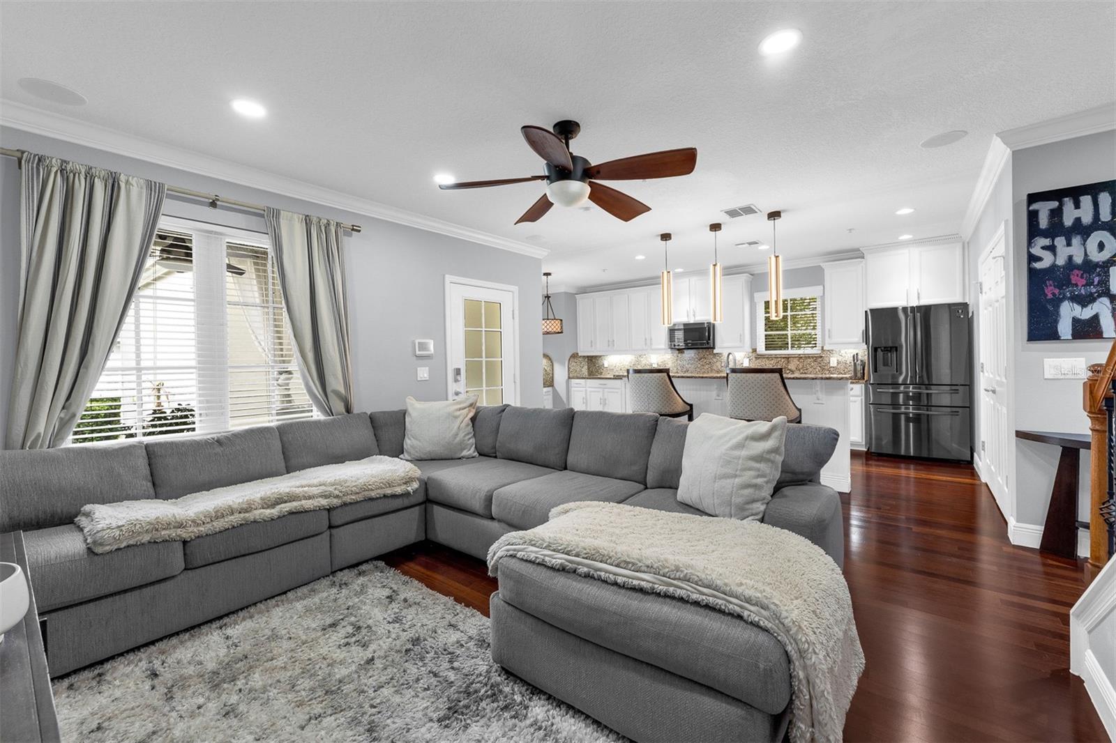 BALDWIN PARKA - Residential