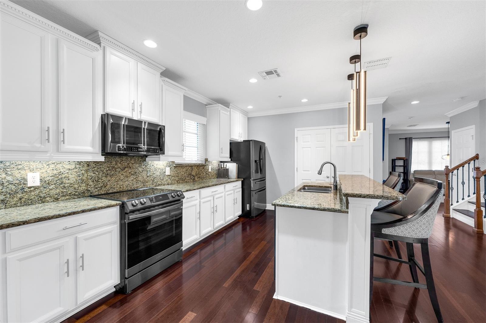 BALDWIN PARKA - Residential