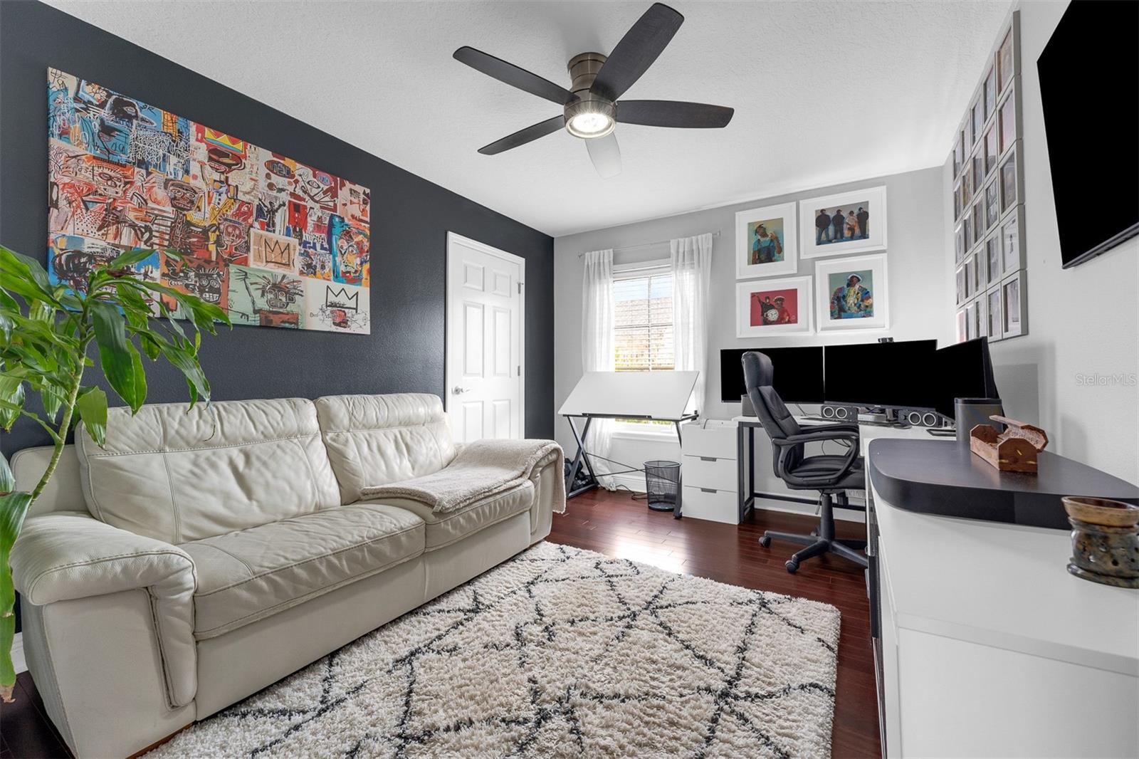 BALDWIN PARKA - Residential