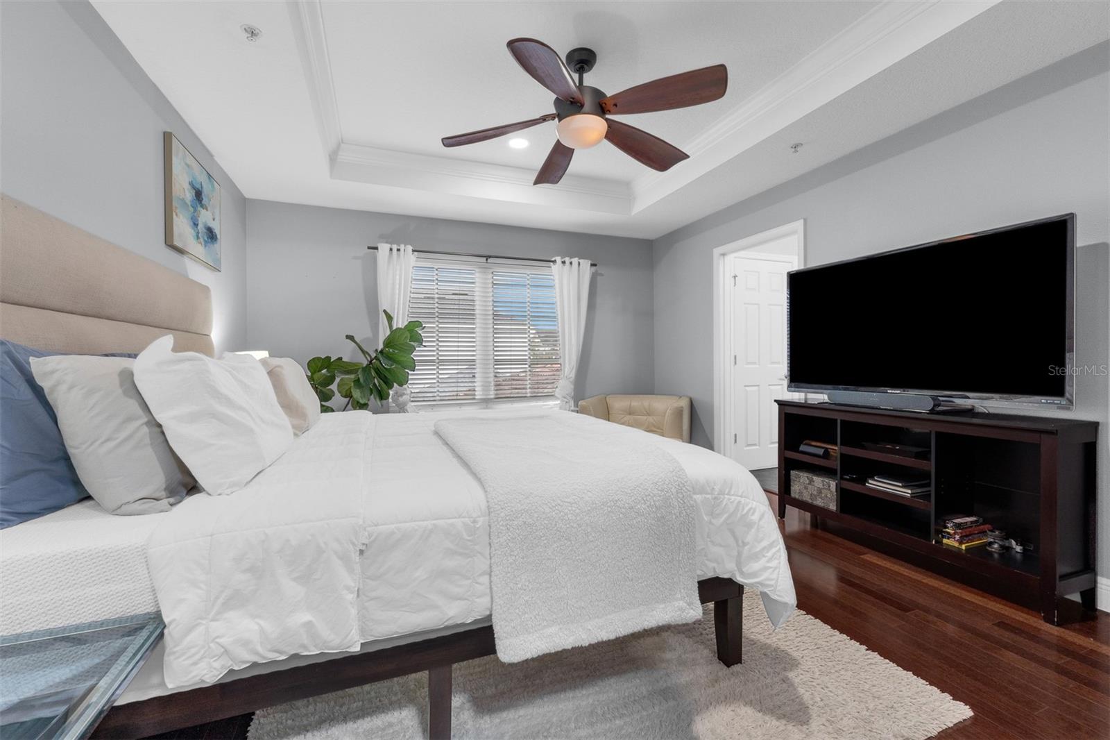 BALDWIN PARKA - Residential