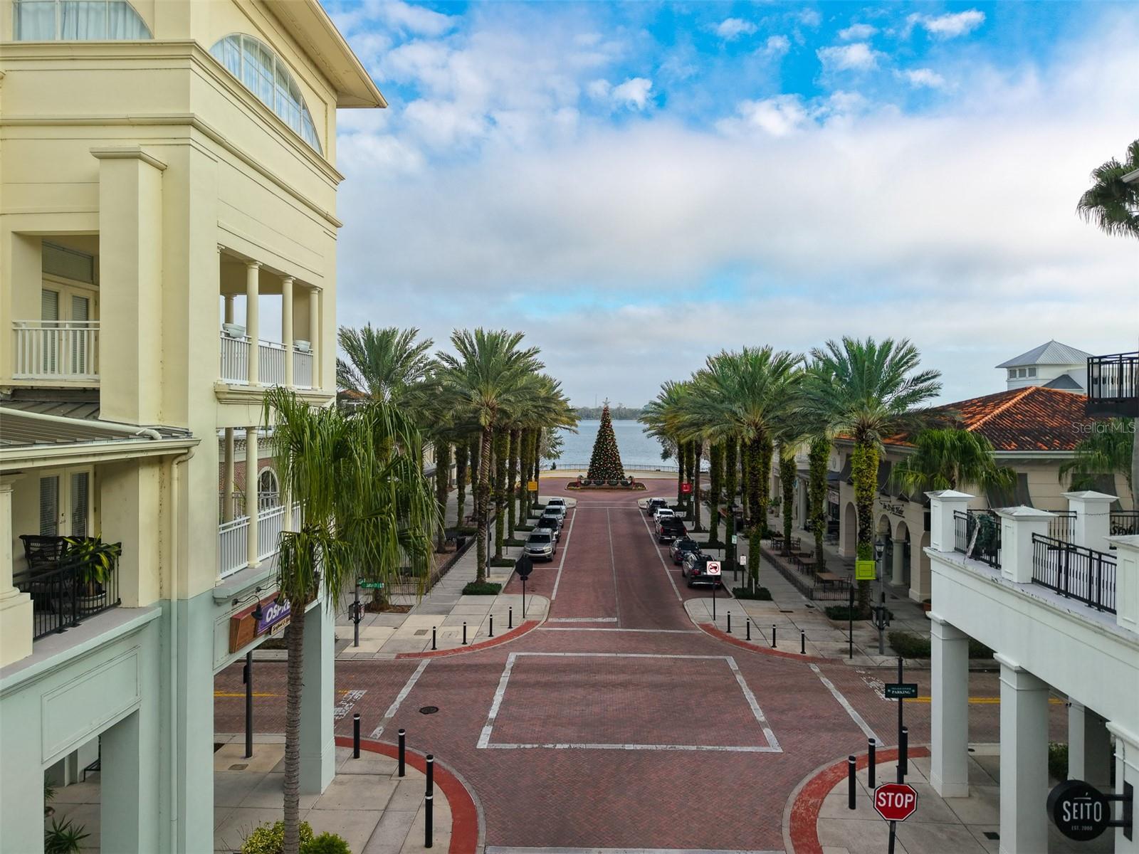 BALDWIN PARKA - Residential