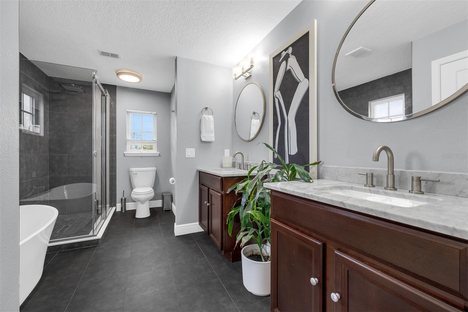 BALDWIN PARKA - Residential