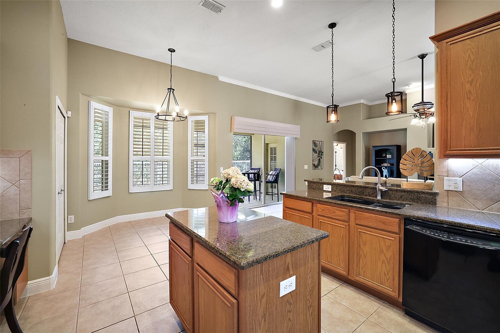 BLUE LAKE ESTATES - Residential Lease