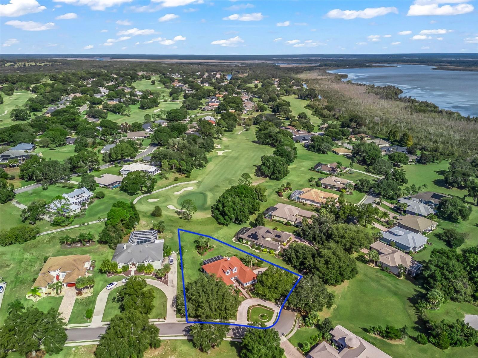 HARBOR HILLS UNIT 01 - Residential