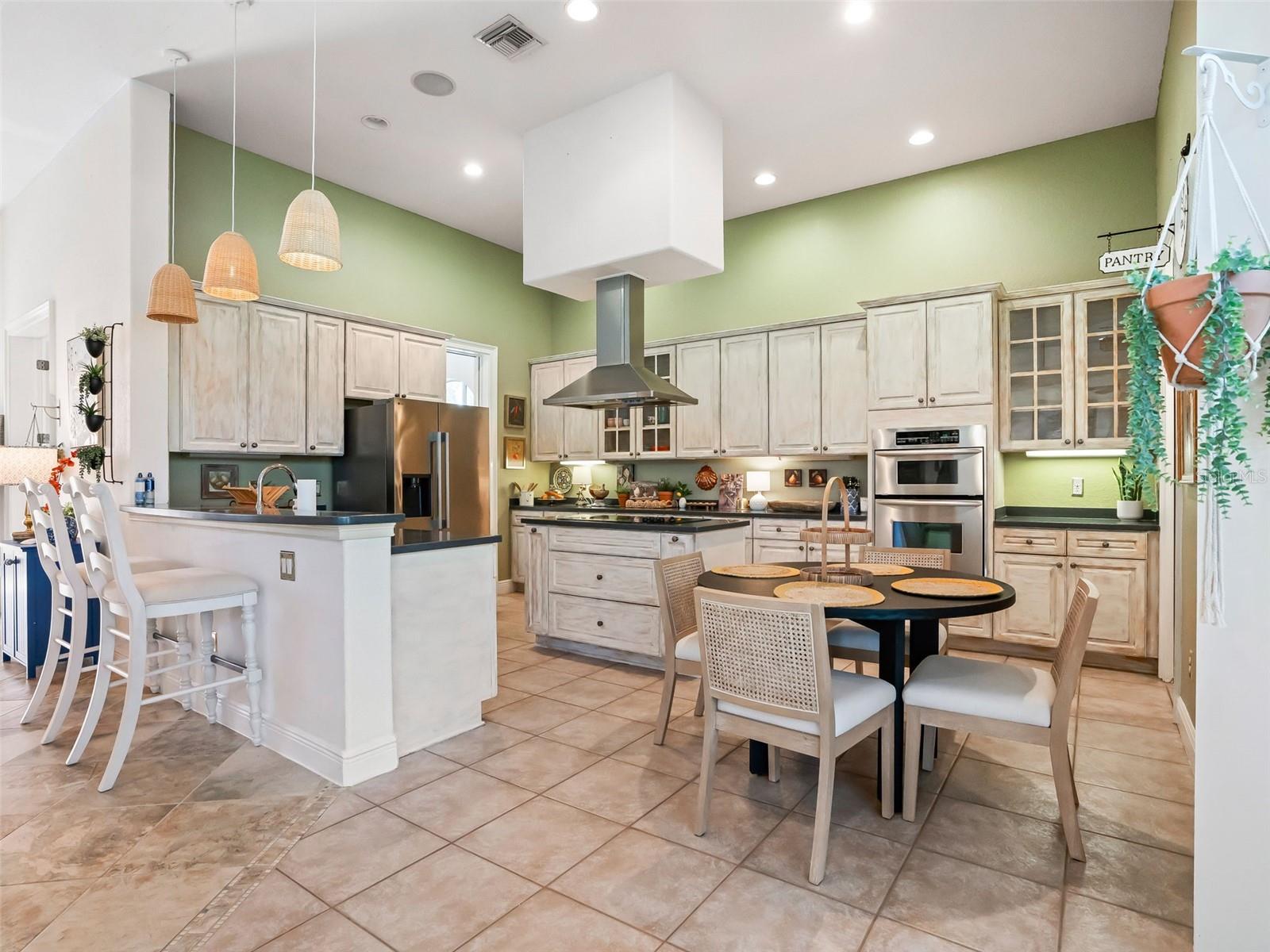 HARBOR HILLS UNIT 01 - Residential