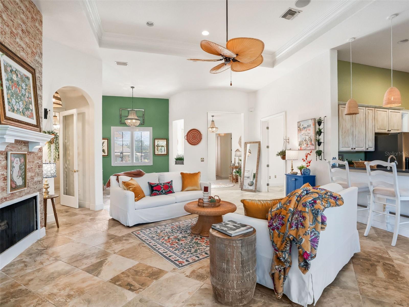 HARBOR HILLS UNIT 01 - Residential