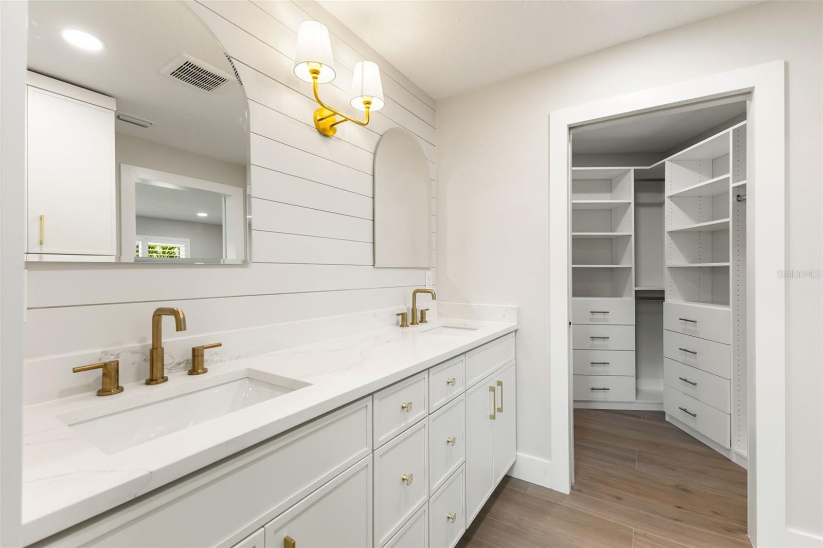 PARADISE ISLAND 2ND ADD PT 4 - Residential