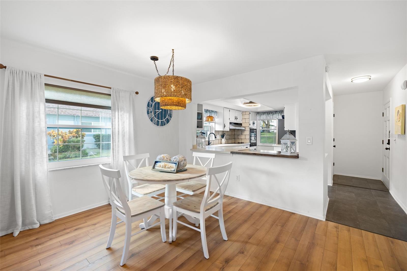 DOUGLAS ARMS - Residential