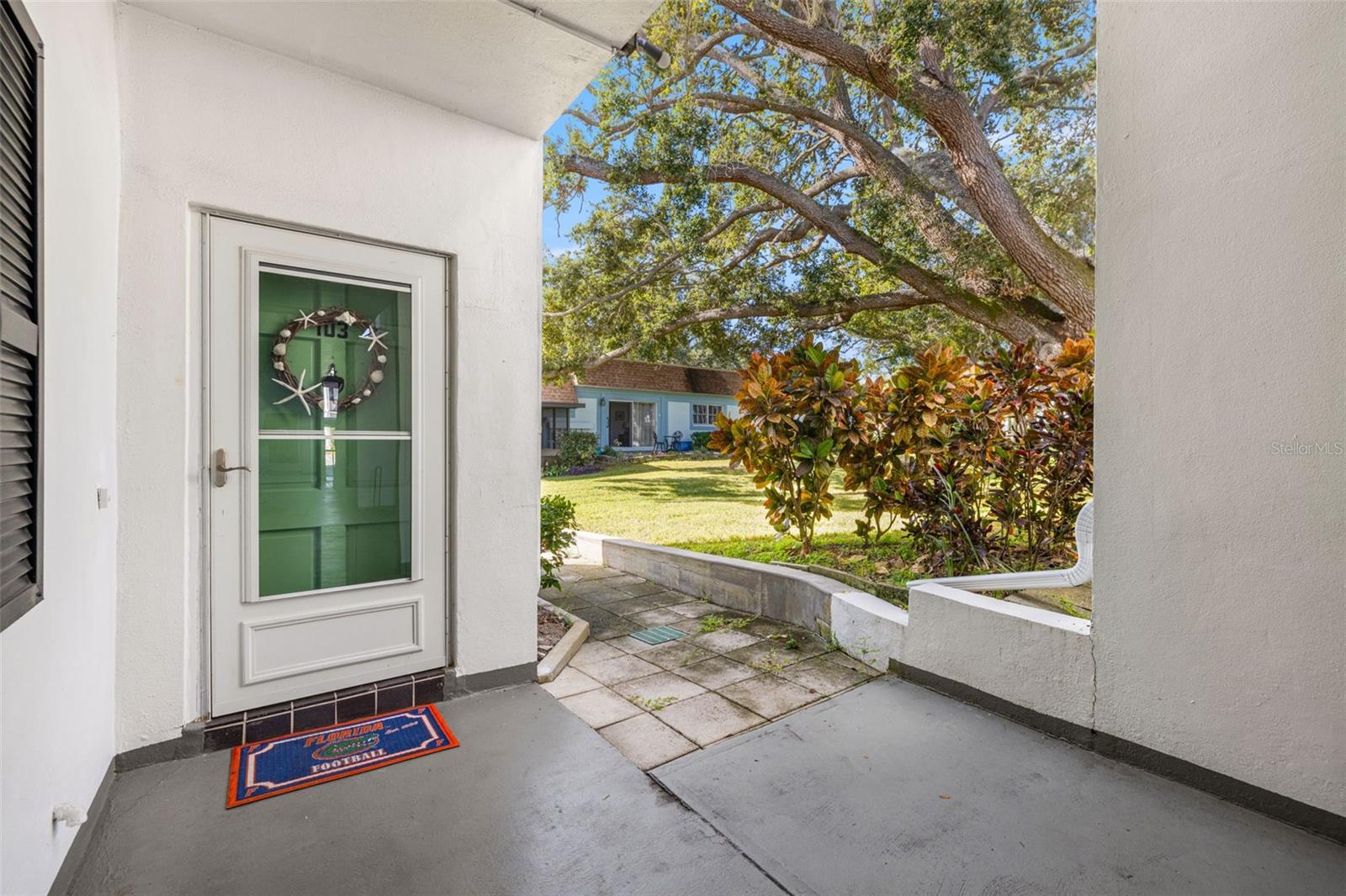 200 GLENNES LANE 103