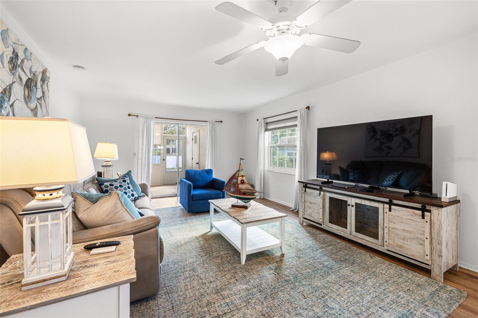 200 GLENNES LANE 103