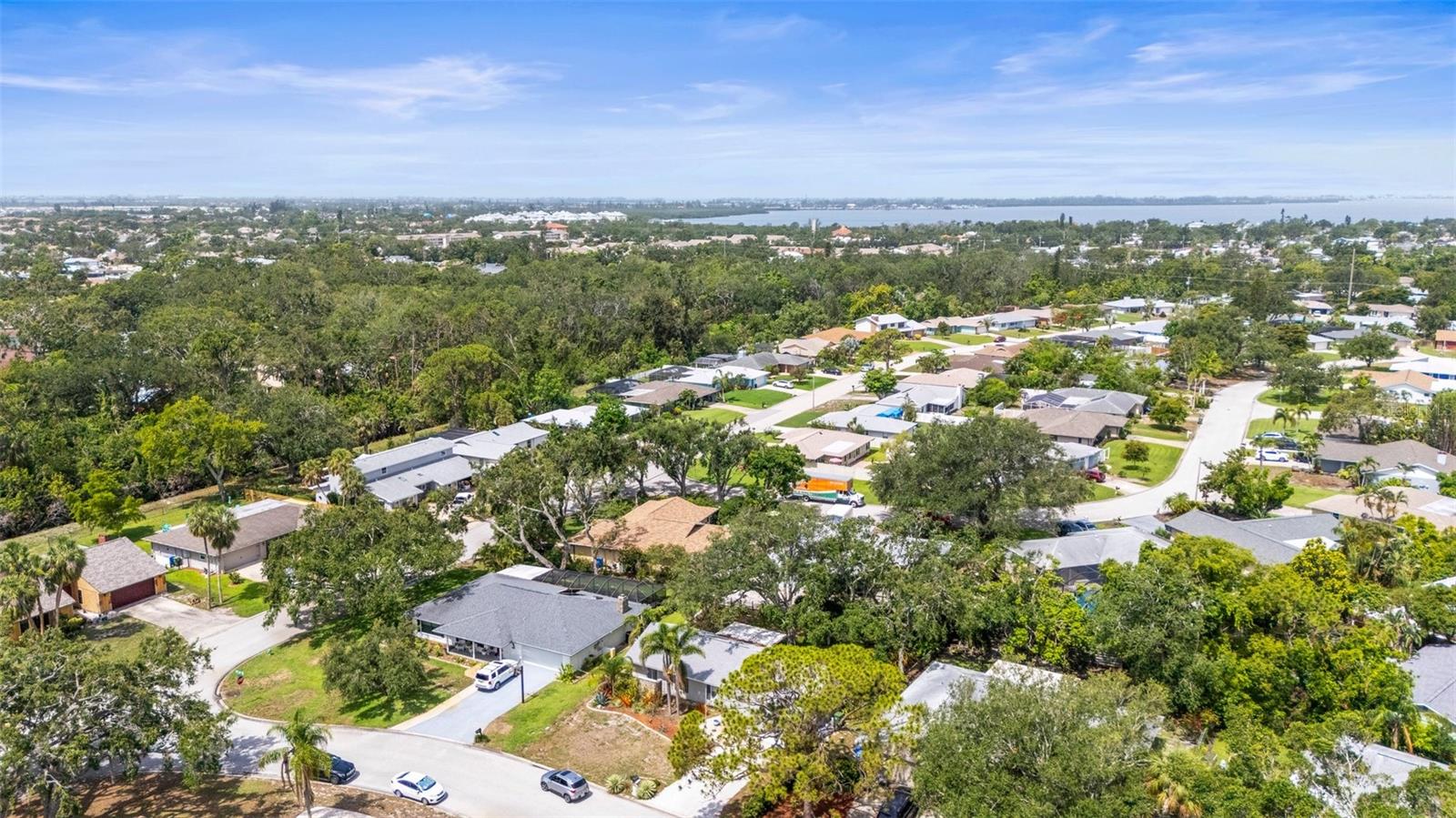 POINTE WEST - Residential