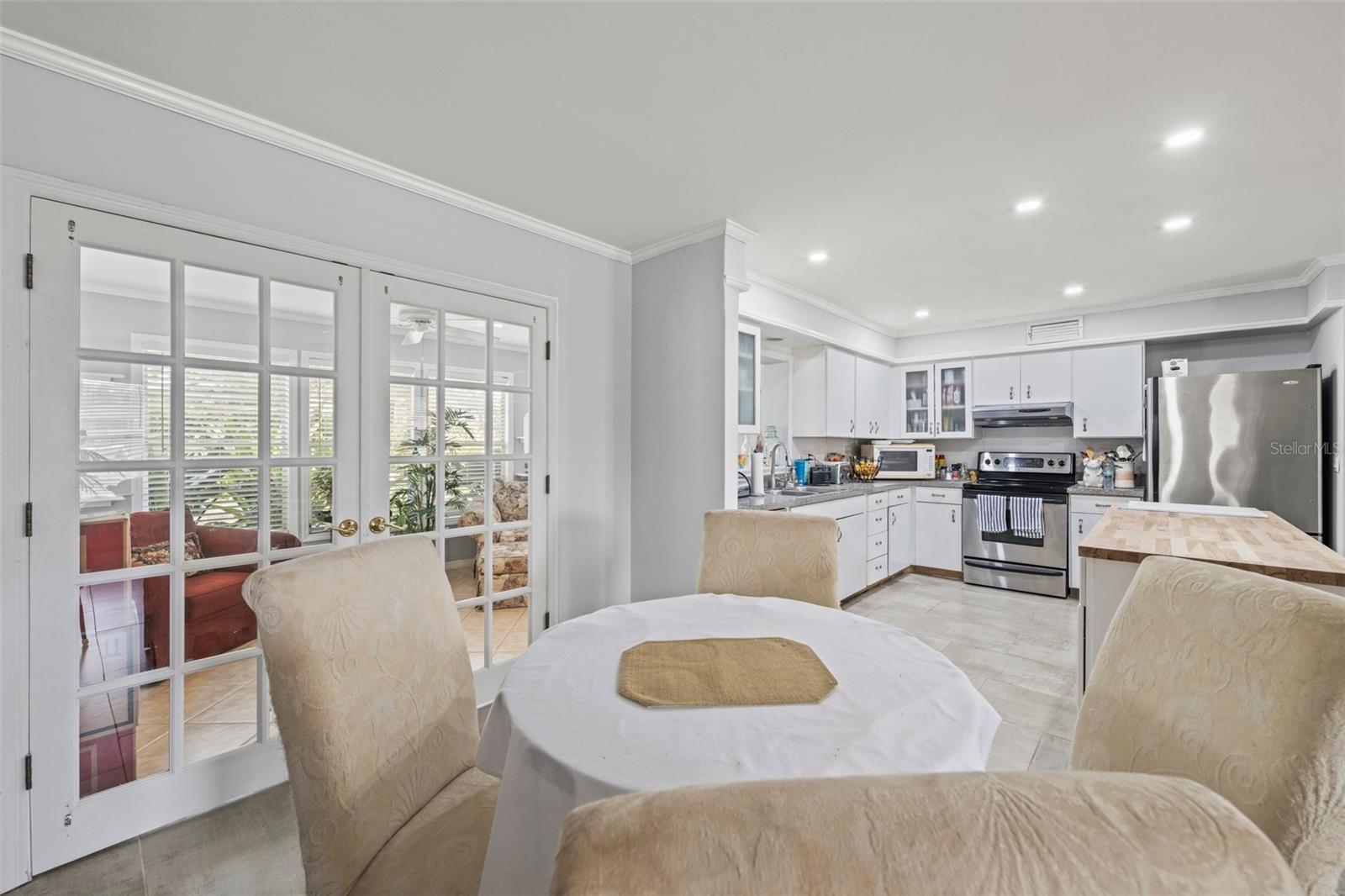 POINTE WEST - Residential