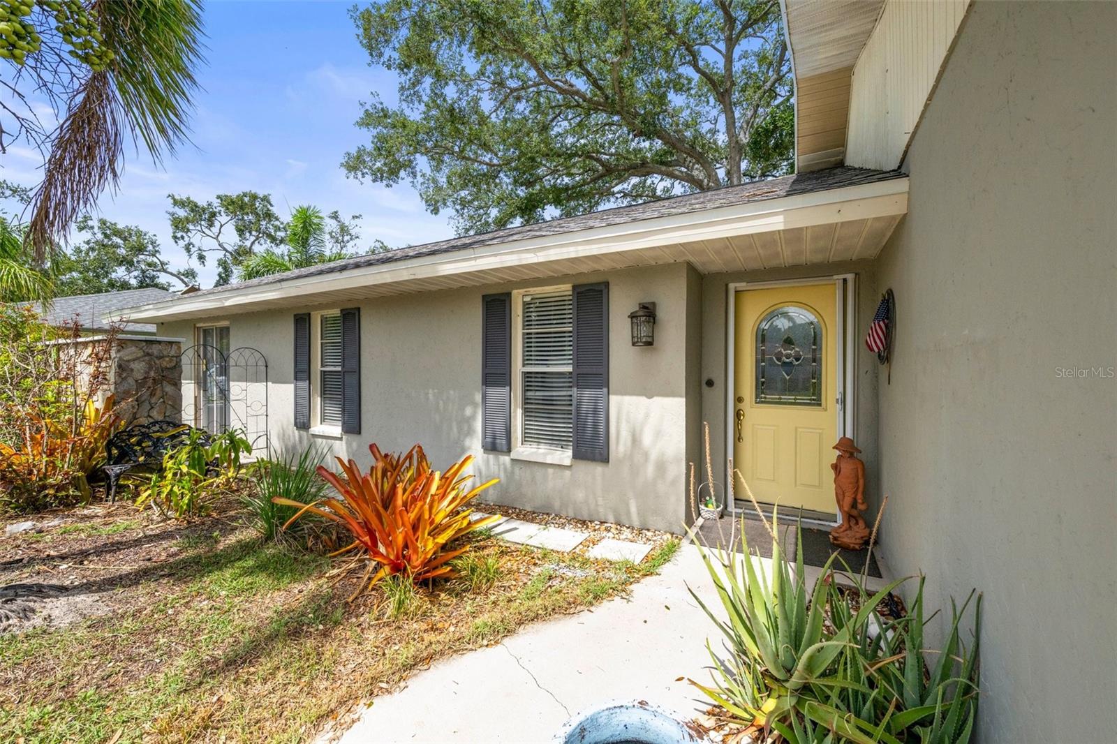 POINTE WEST - Residential