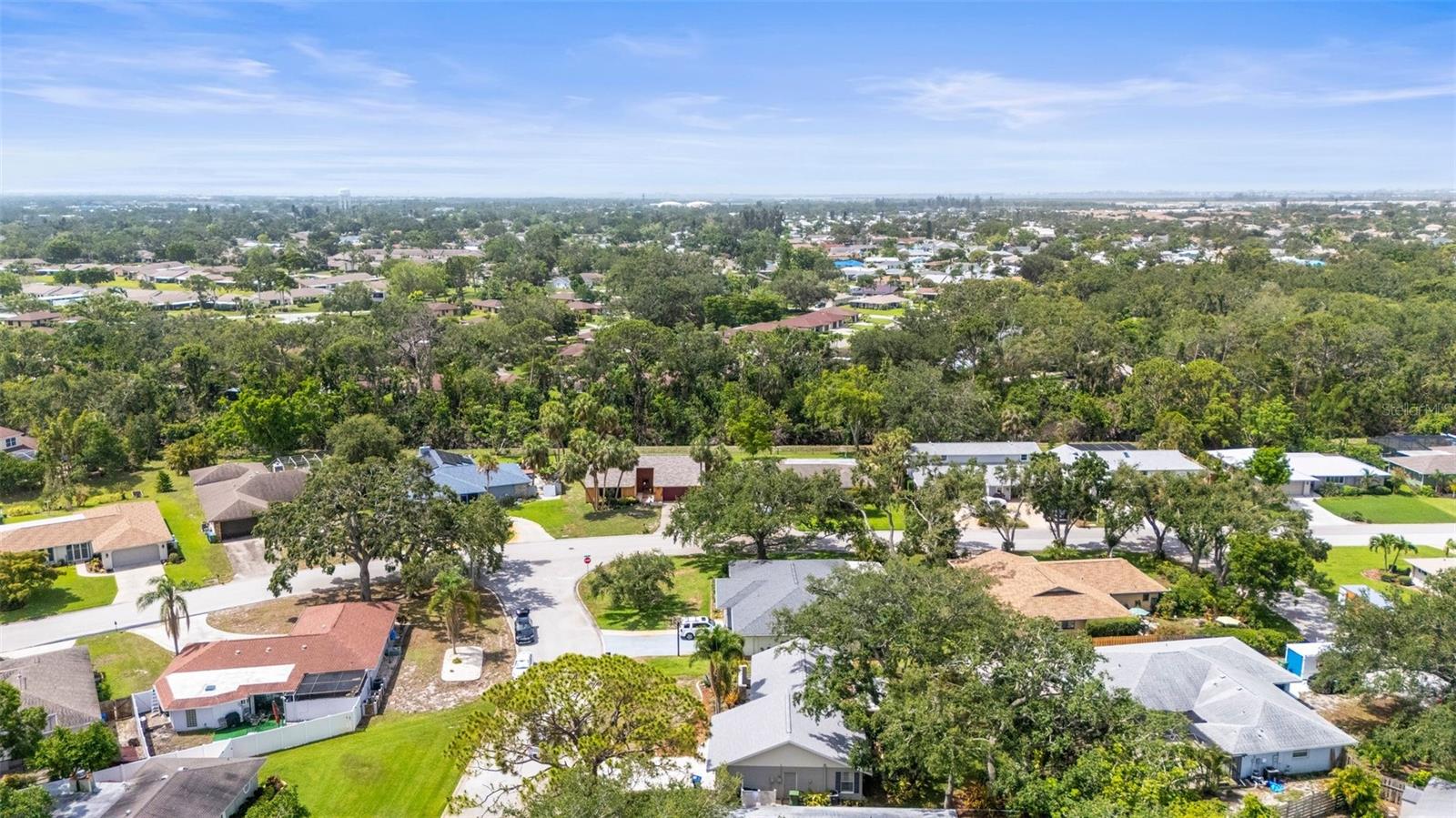 POINTE WEST - Residential