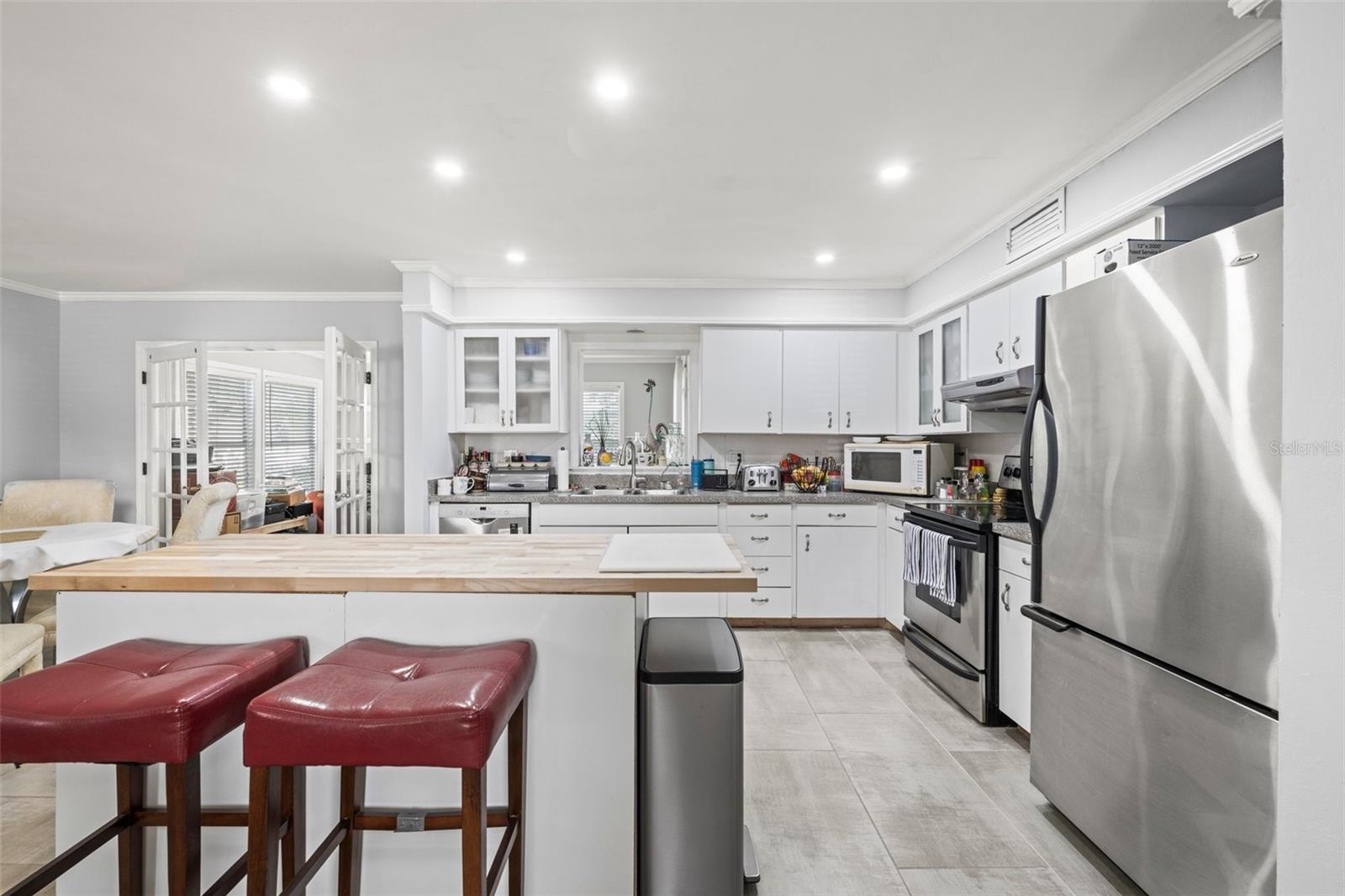 POINTE WEST - Residential