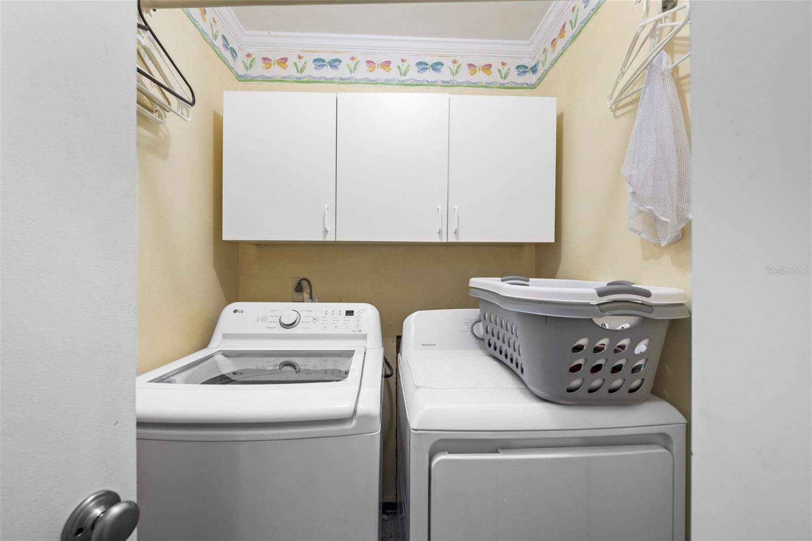 POINTE WEST - Residential