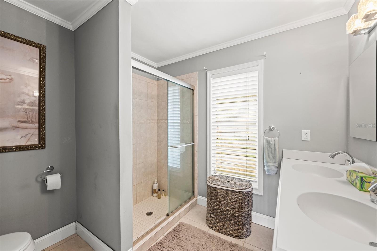 POINTE WEST - Residential