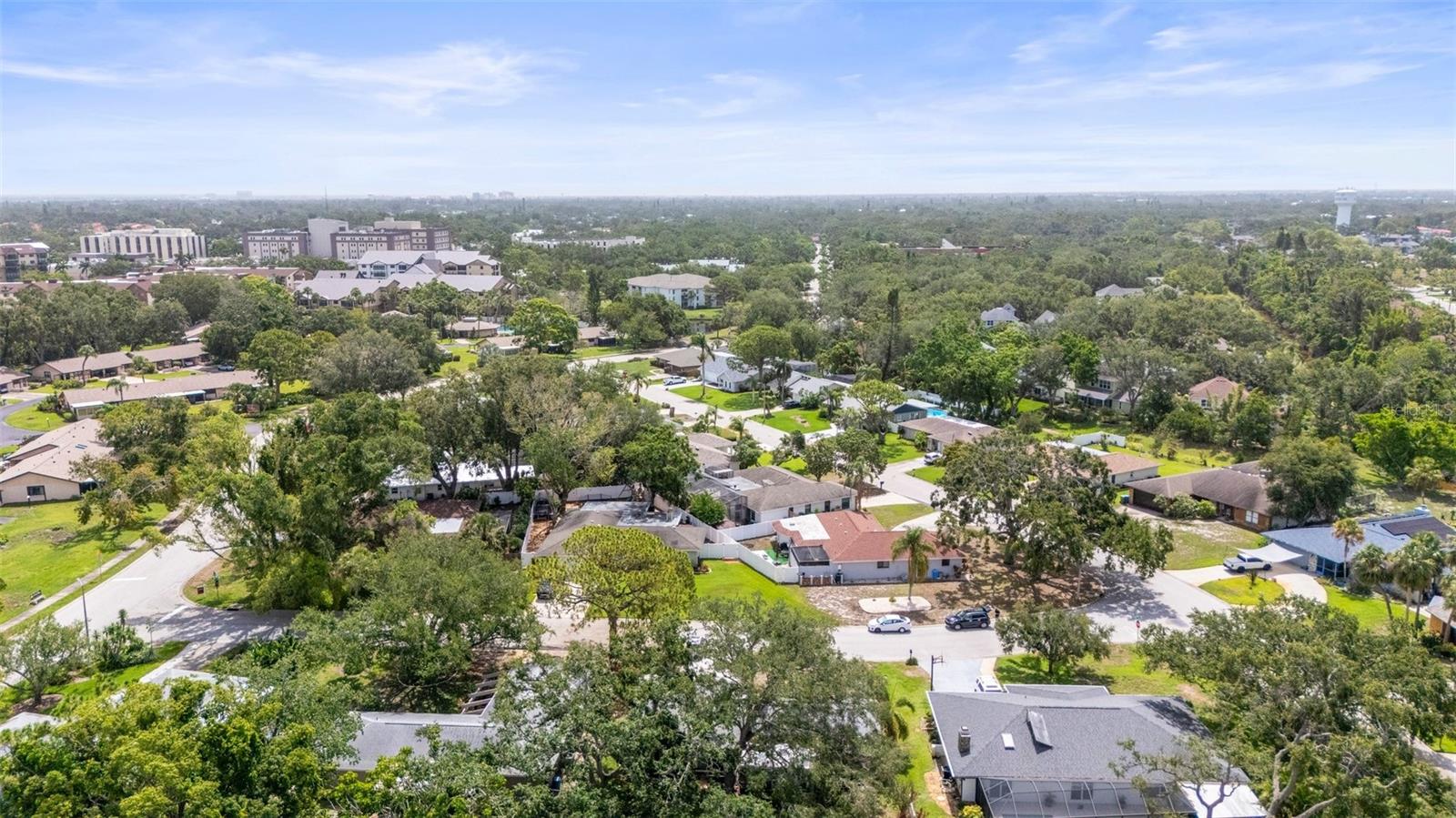 POINTE WEST - Residential