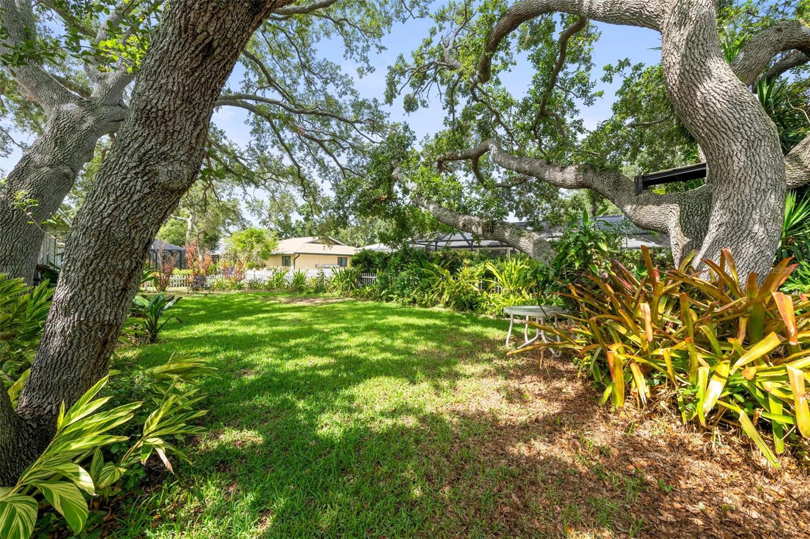 POINTE WEST - Residential