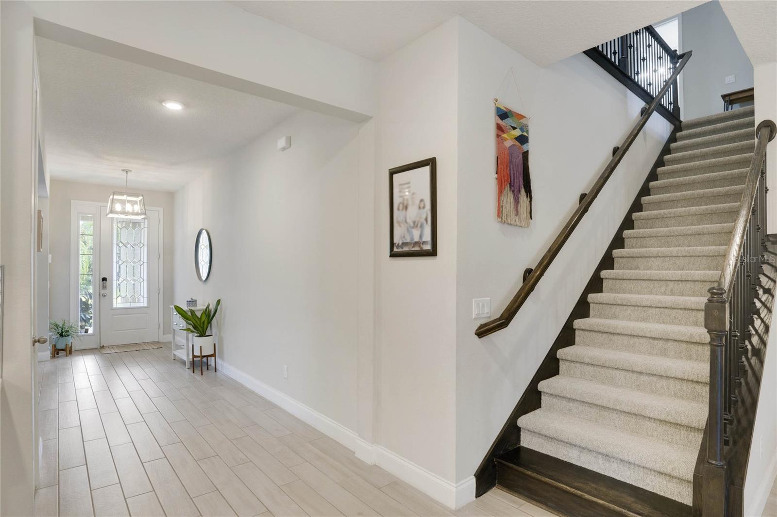 8414 VIVARO ISLE WAY