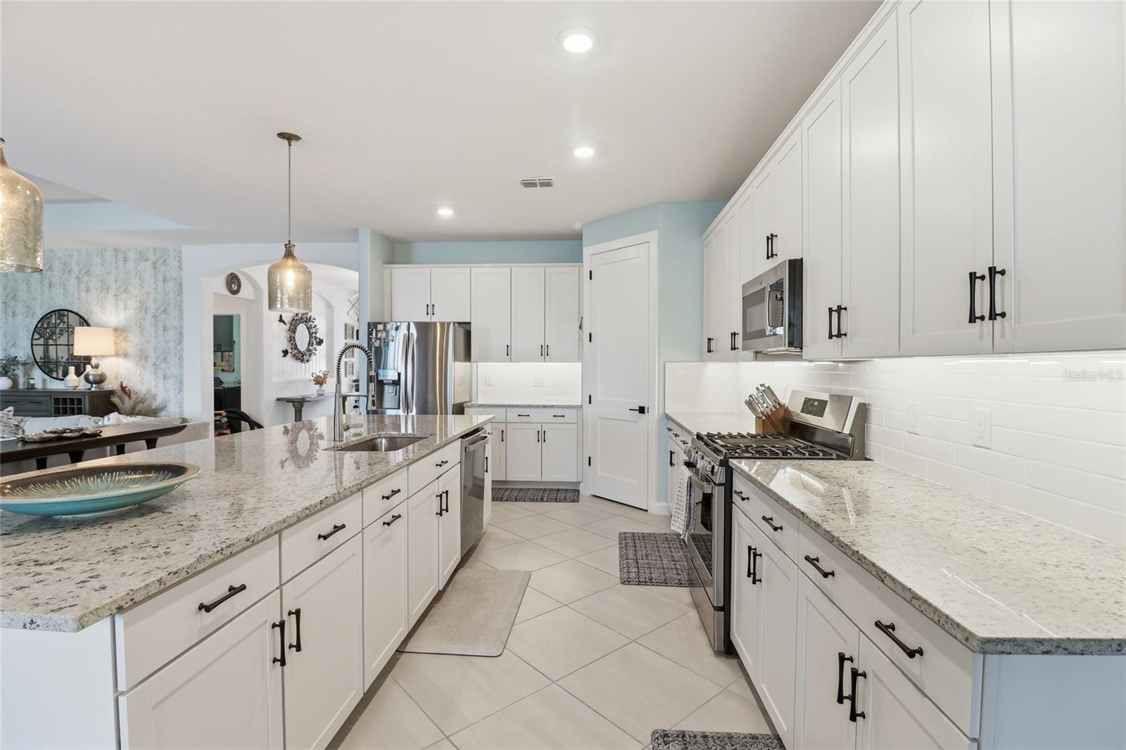 LORRAINE LAKES PH IIB-1 & IIB-2 - Residential Lease