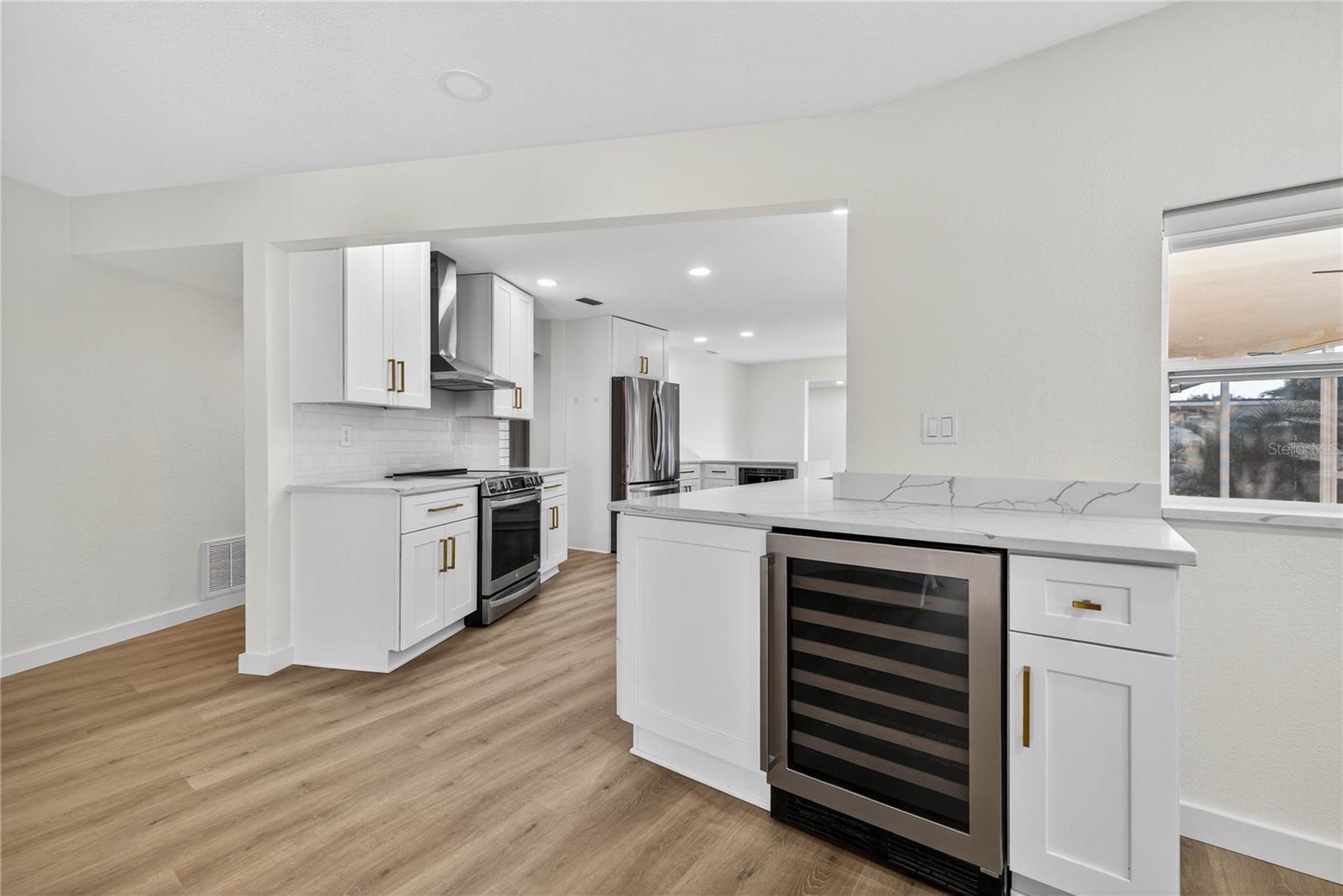 STEPHENSON MANOR UNIT 2 6TH ADD - Residential