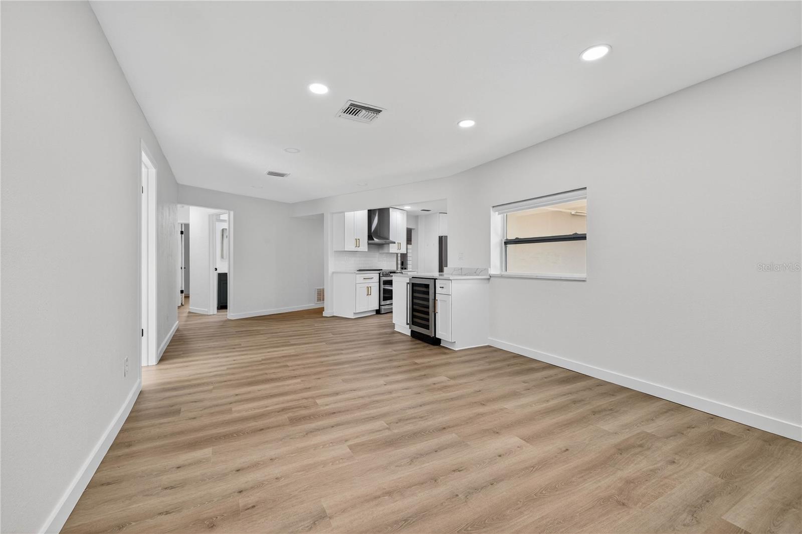 STEPHENSON MANOR UNIT 2 6TH ADD - Residential