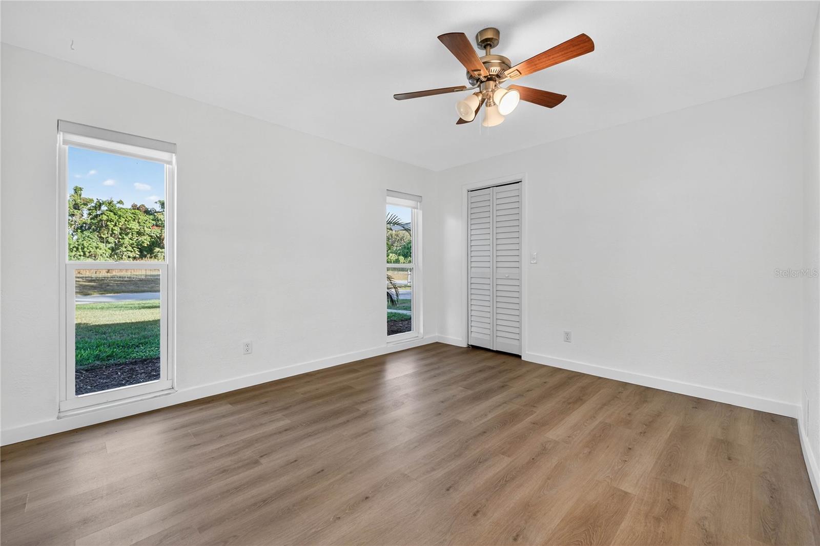 STEPHENSON MANOR UNIT 2 6TH ADD - Residential