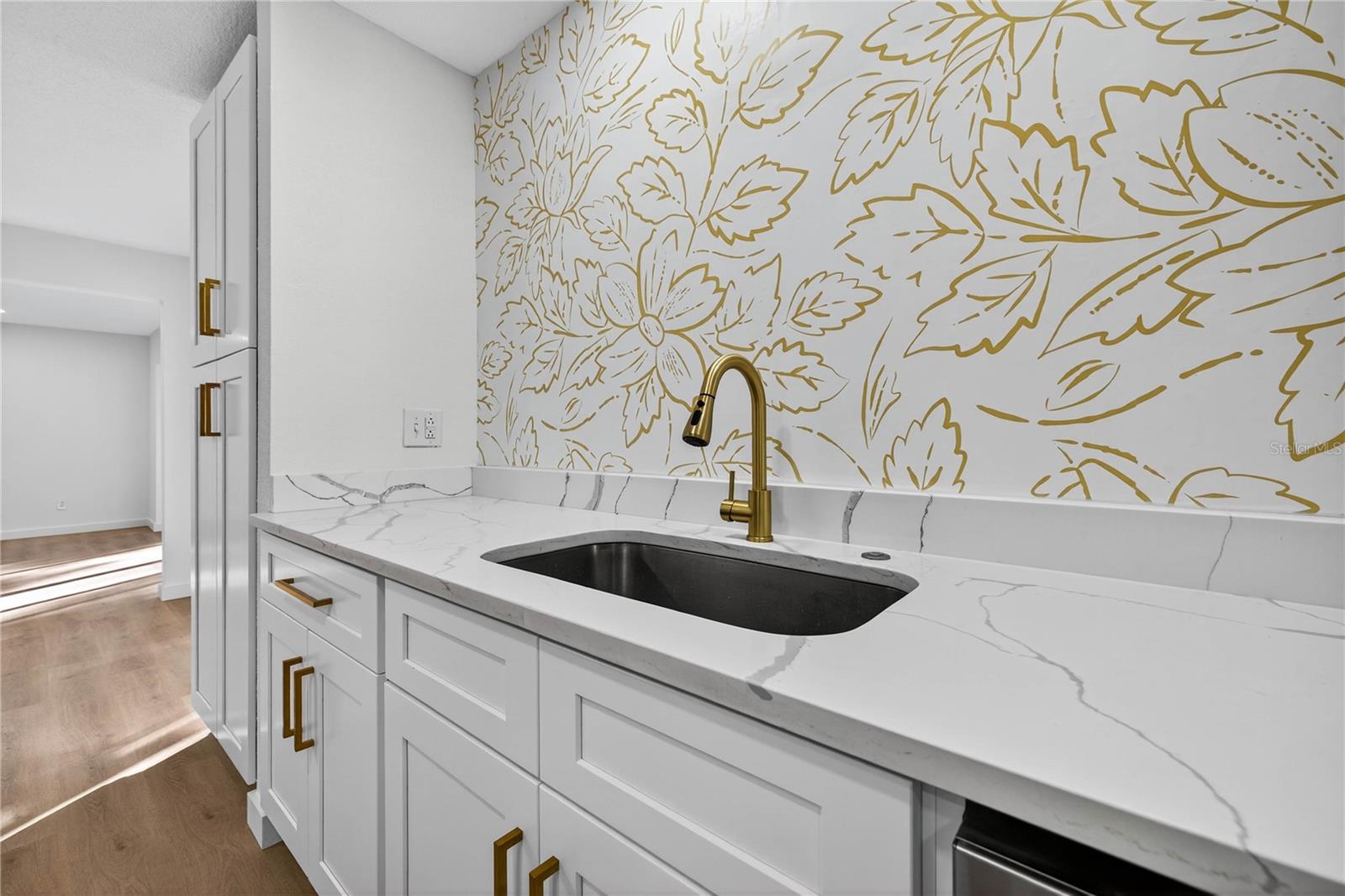 STEPHENSON MANOR UNIT 2 6TH ADD - Residential