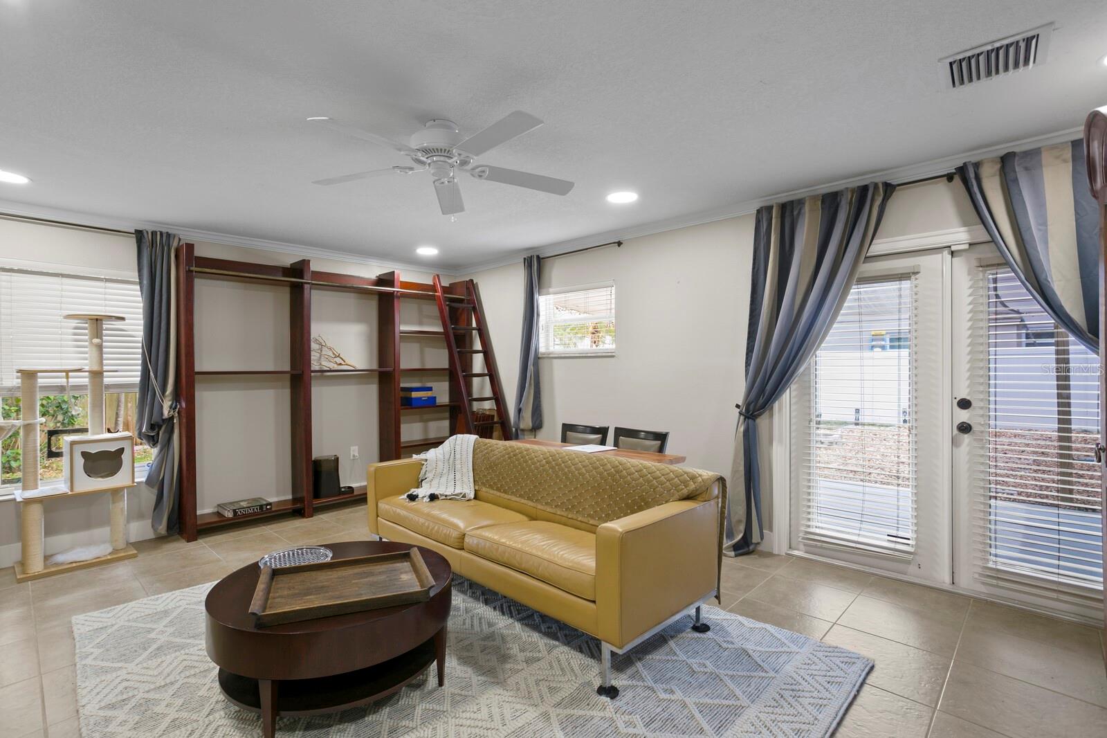 BAY CREST PARK UNIT 17 - Residential