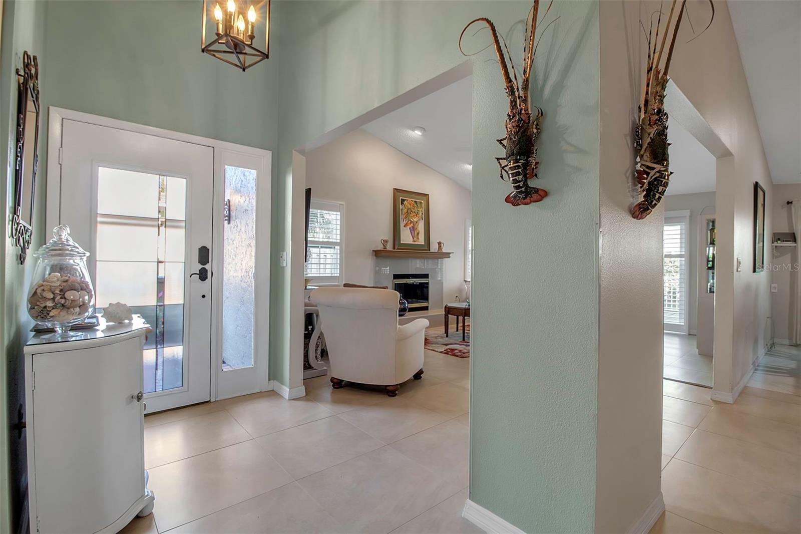 3410 AVENIDA MADERA B