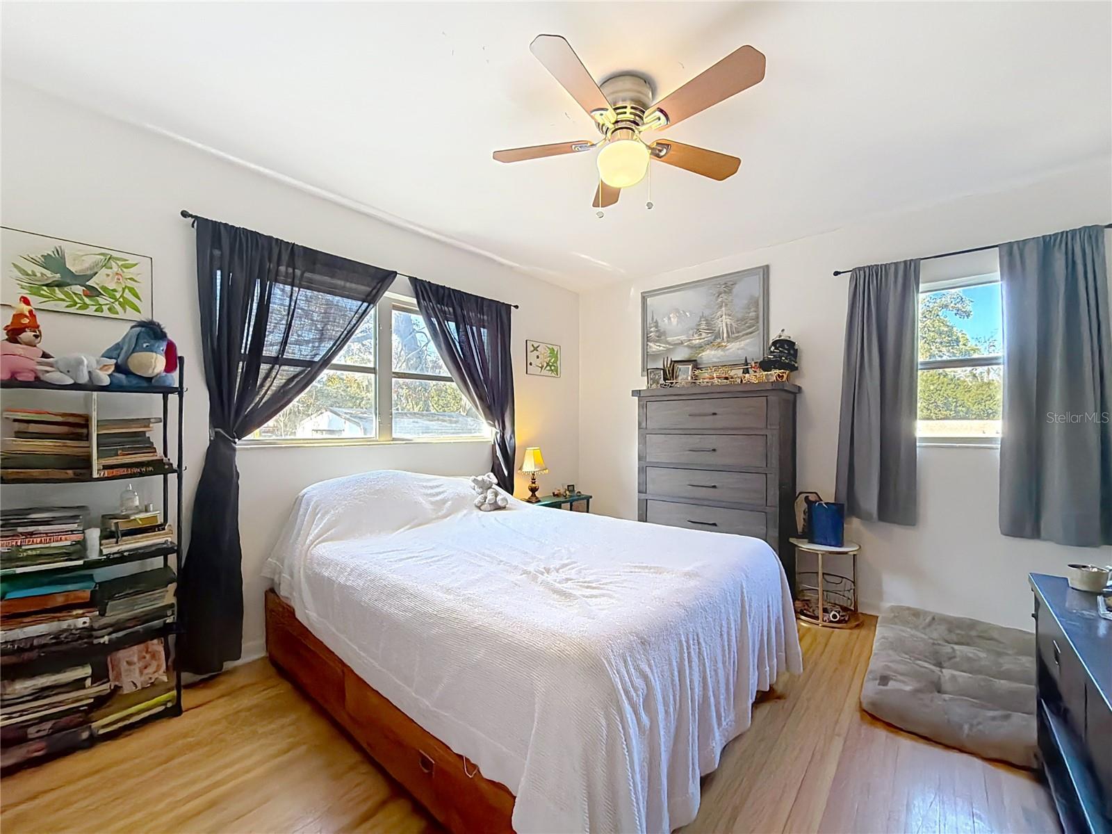 FRUITLAND PARK WHITNEYS - Residential