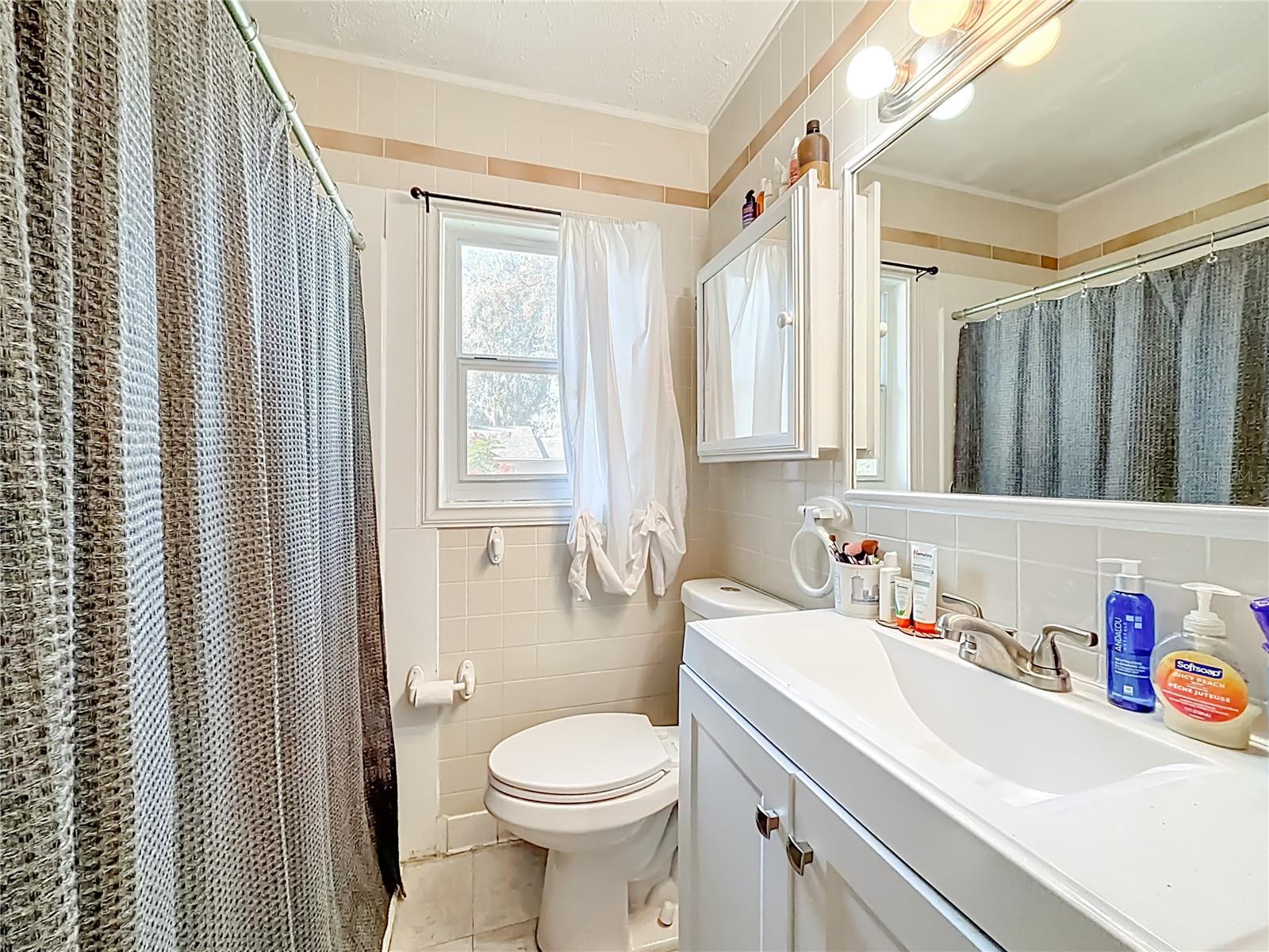 FRUITLAND PARK WHITNEYS - Residential