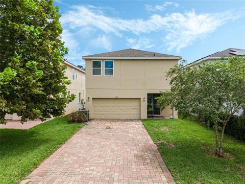 A home in APOPKA