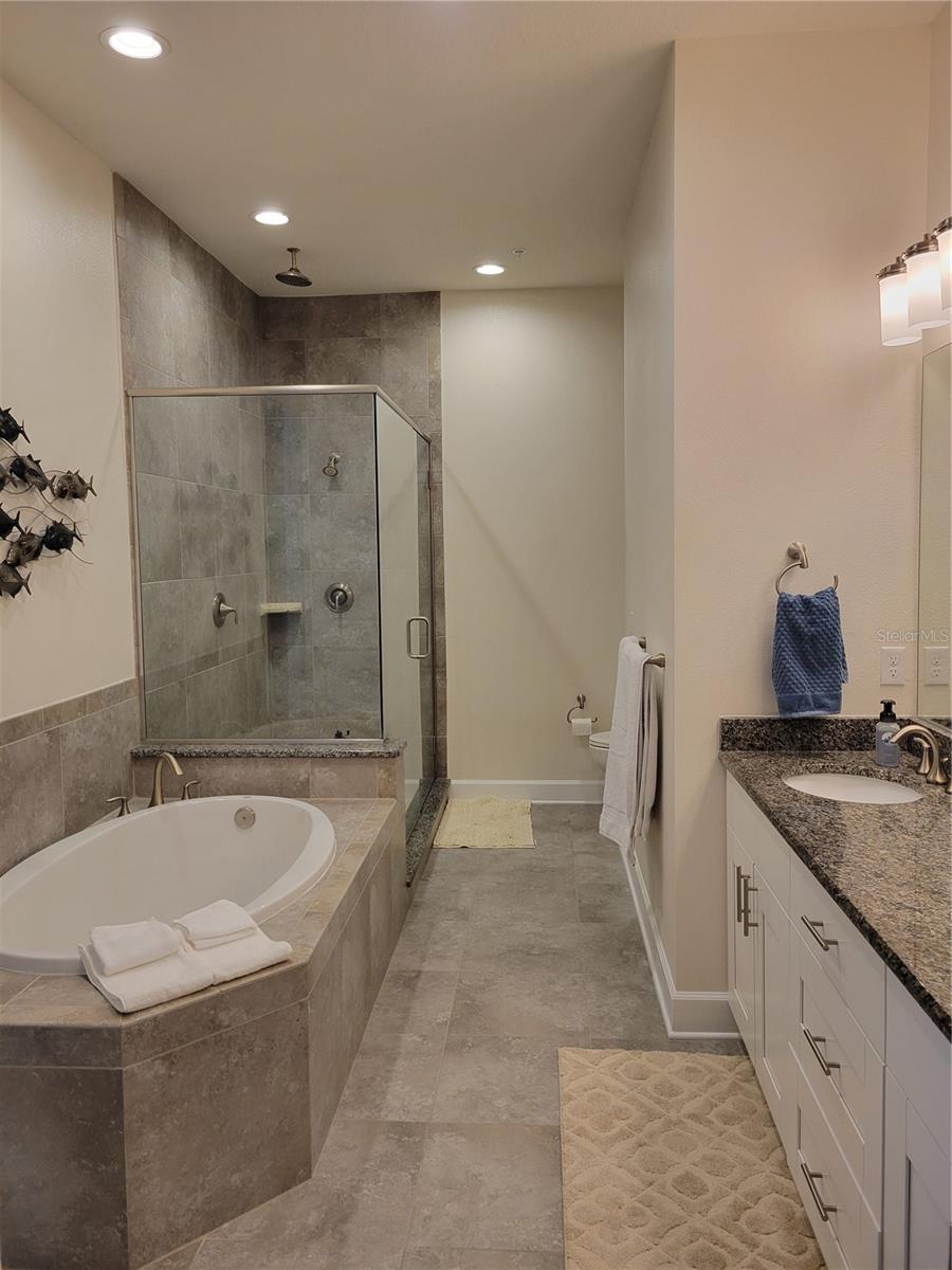 PALMA SOLA BAY CLUB PH 12 - Residential Lease