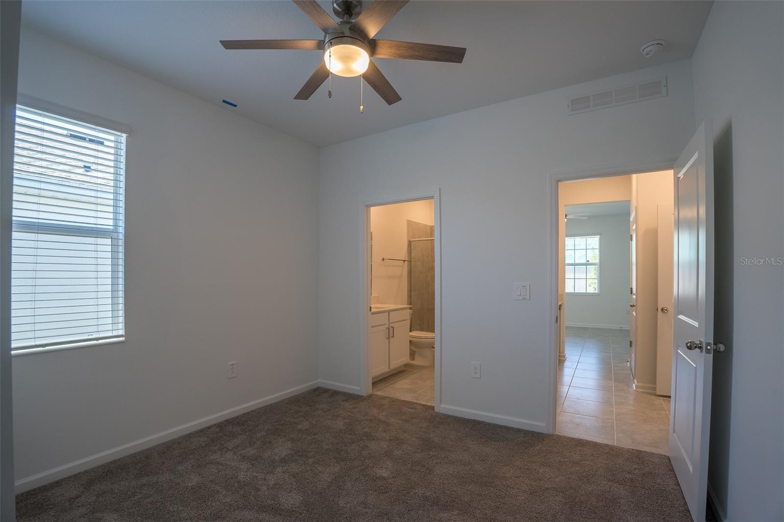 CASCADES PH 1A & 1B - Residential Lease