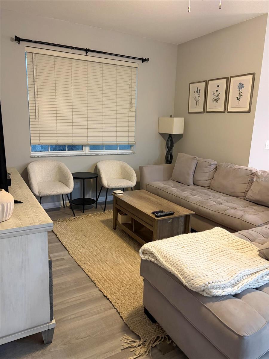MEADOWS AT LARGO - Residential