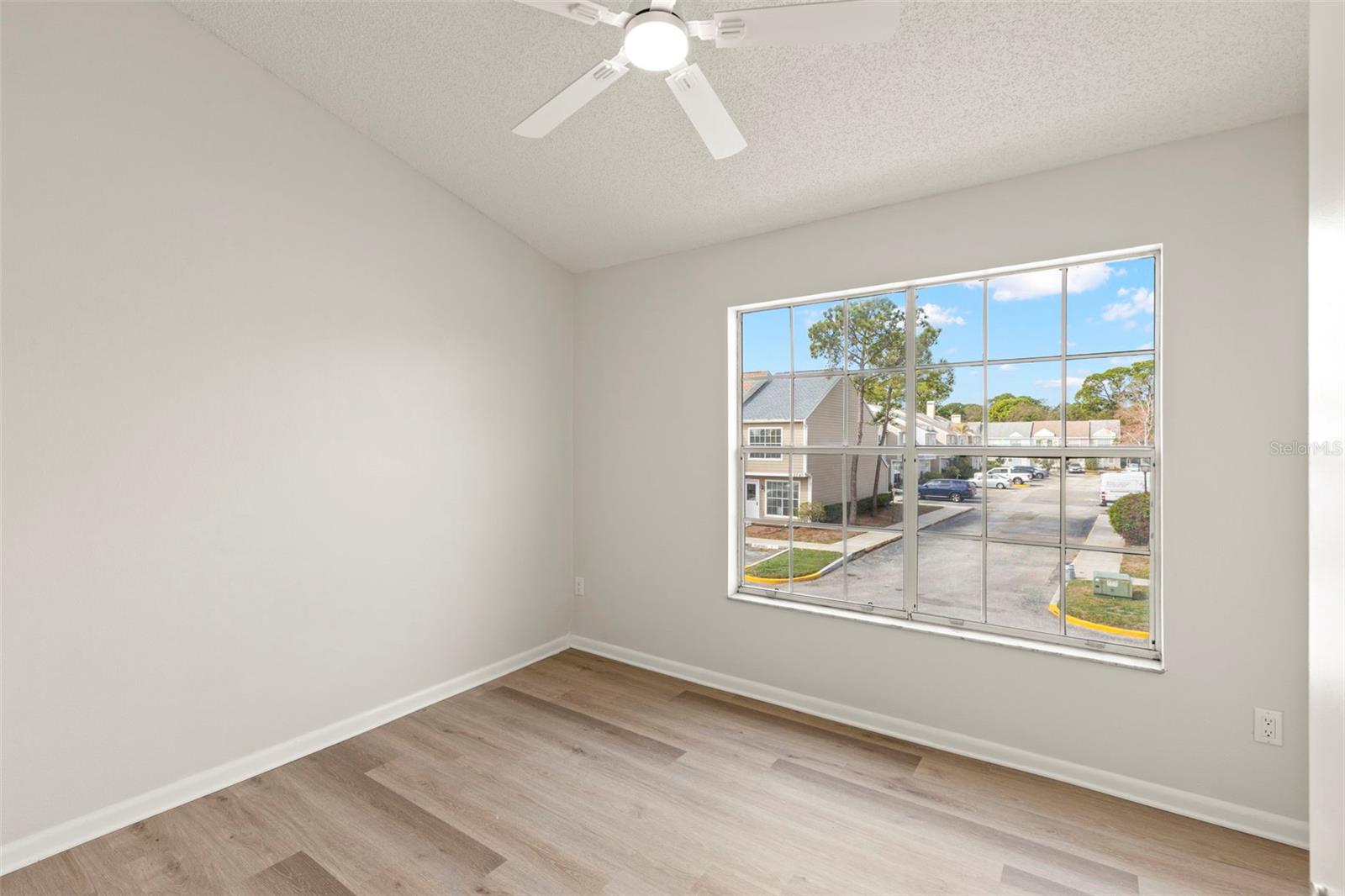 PINEBROOK ESTATES - Residential